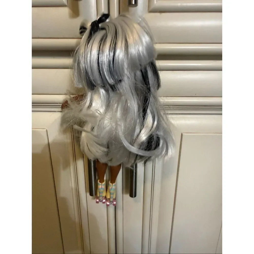 LOL Surprise OMG Color Changing Hair Sunshine Makeover Switches Fashion Doll 9”